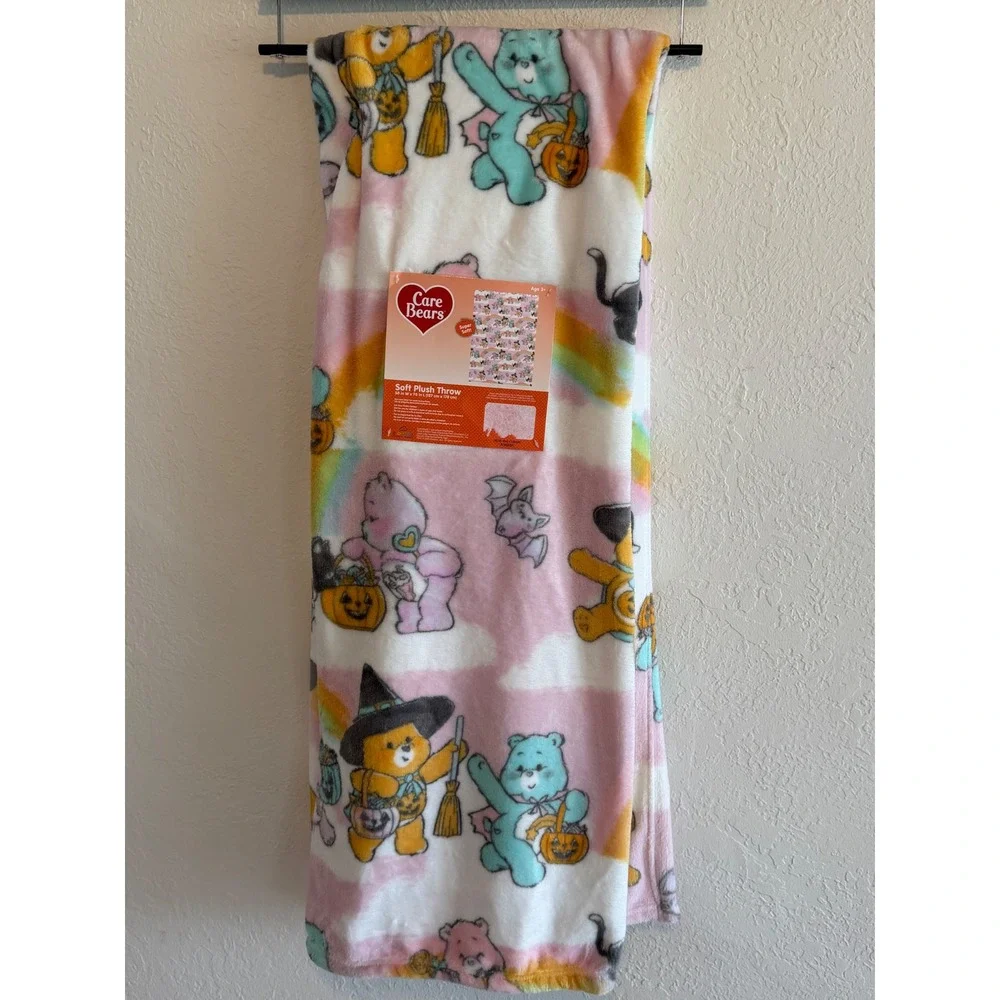 Care Bears Halloween Soft Plush Throw Blanket Pink Rainbow Spooky AS693P 50x70